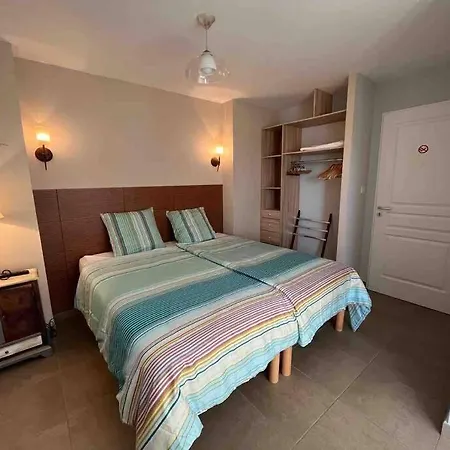 Apartment 2 Avec Piscine & Vue Sur La Baie D'ajaccio