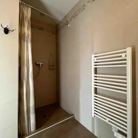 Apartament 2 Avec Piscine & Vue Sur La Baie D'ajaccio