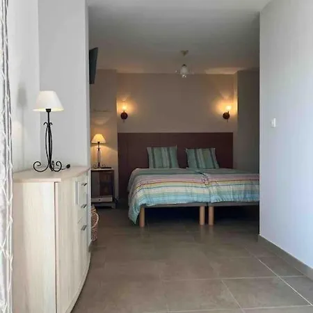 Apartament 2 Avec Piscine & Vue Sur La Baie D'ajaccio *