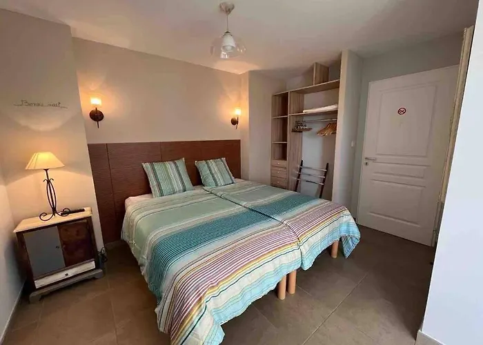 Apartment 2 Avec Piscine & Vue Sur La Baie D'ajaccio